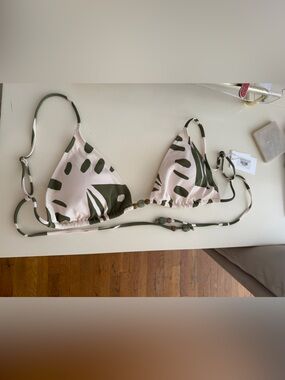 Triangle Bikini Top in Olive Green Palm Print (Ochre Lane)
